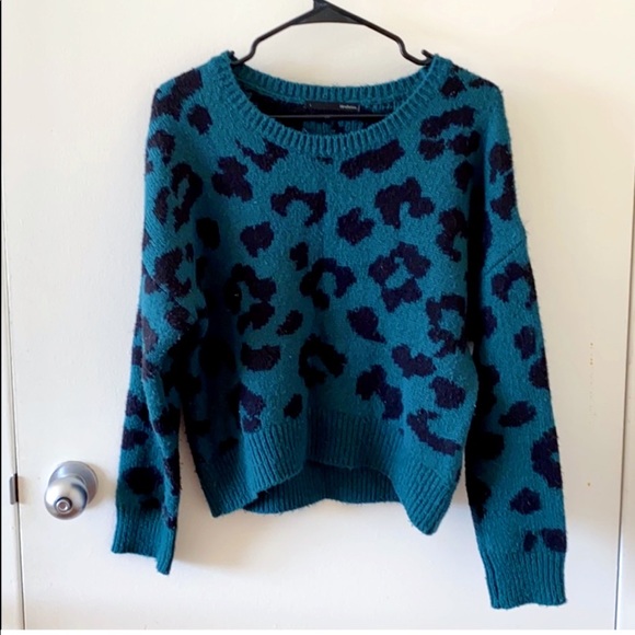 Anthropologie Sweaters - HOST PICKAnimal print sweater